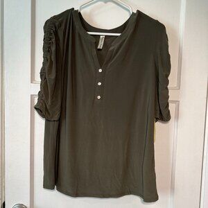 Per Seption Concepts Dark Green Blouse